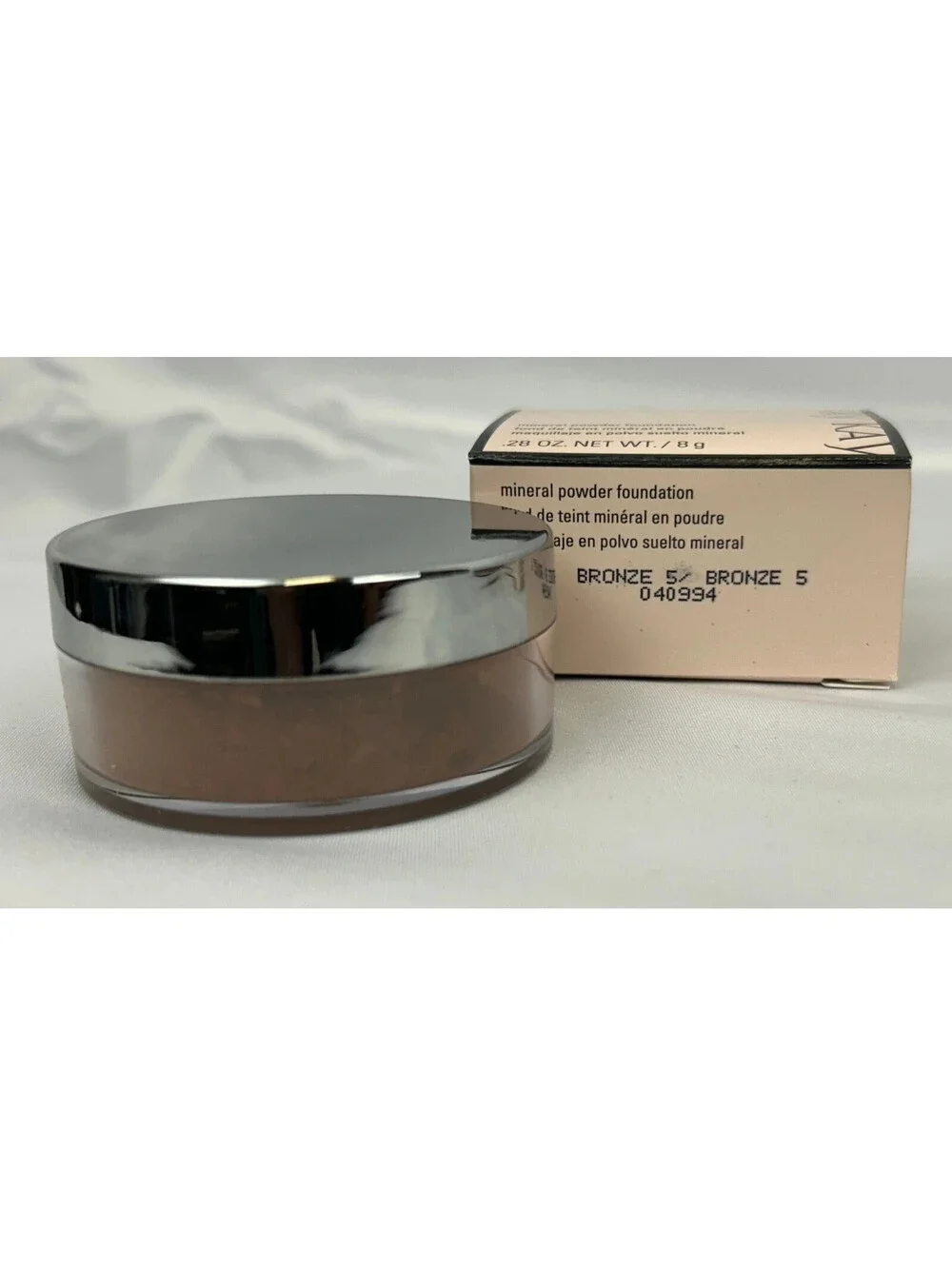 Mary Kay Mineral Powder Foundation Bronze 4 & 5 with Brush New in Box Set of 2